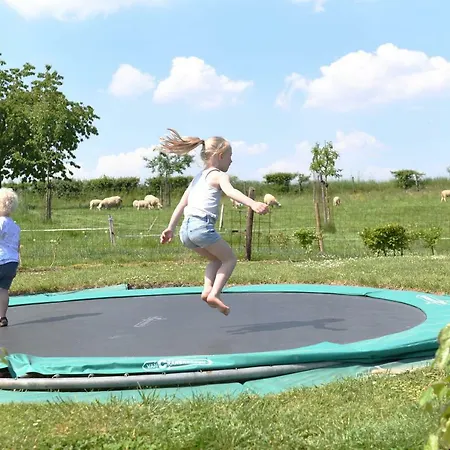 Holiday home - Buitenverblijf Huiskenshof Zuid-limburg