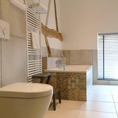 - Buitenverblijf Huiskenshof Zuid-limburg 度假居