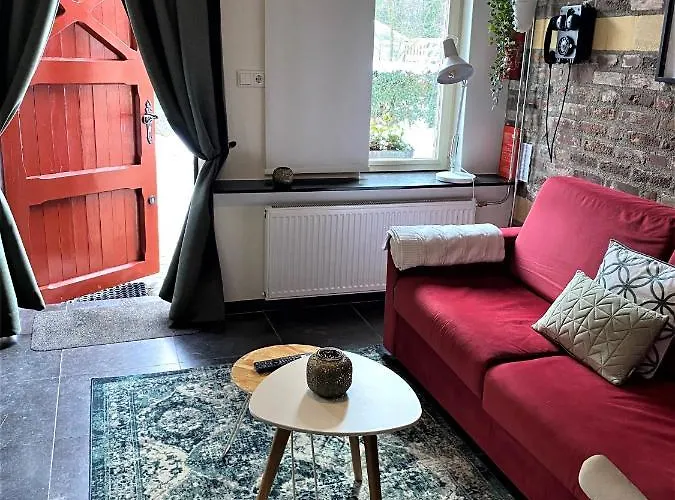 - Buitenverblijf Huiskenshof Zuid-limburg 別荘