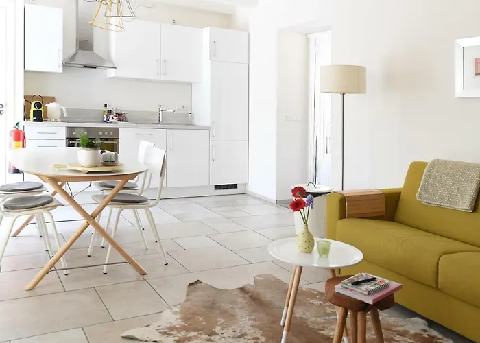 - Buitenverblijf Huiskenshof Zuid-limburg Holiday home *