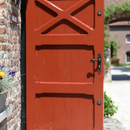 - Buitenverblijf Huiskenshof Zuid-limburg Vakantiehuis *