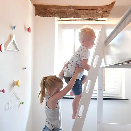 - Buitenverblijf Huiskenshof Zuid-limburg Vakantiehuis *